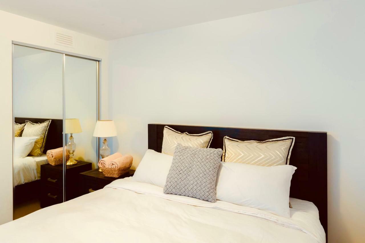 Luxury Apartments With View Melburne Exterior foto